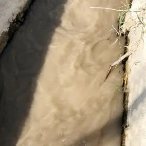 turkmenistan-topraksiz-tarim-serasi-aritma-sistemi-1 turkmenistan-topraksiz-tarim-serasi-aritma-sistemi-1